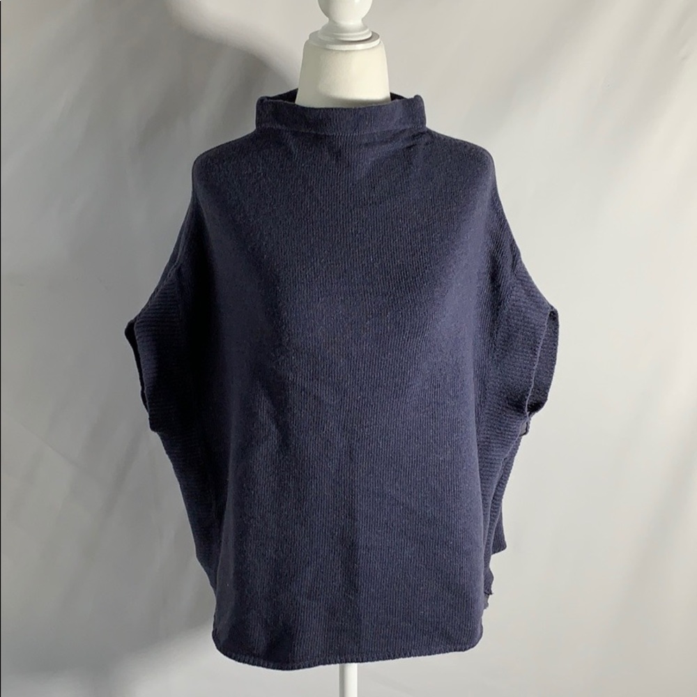 Soho de Luxe Dark Blue Wool Poncho Made in Italy